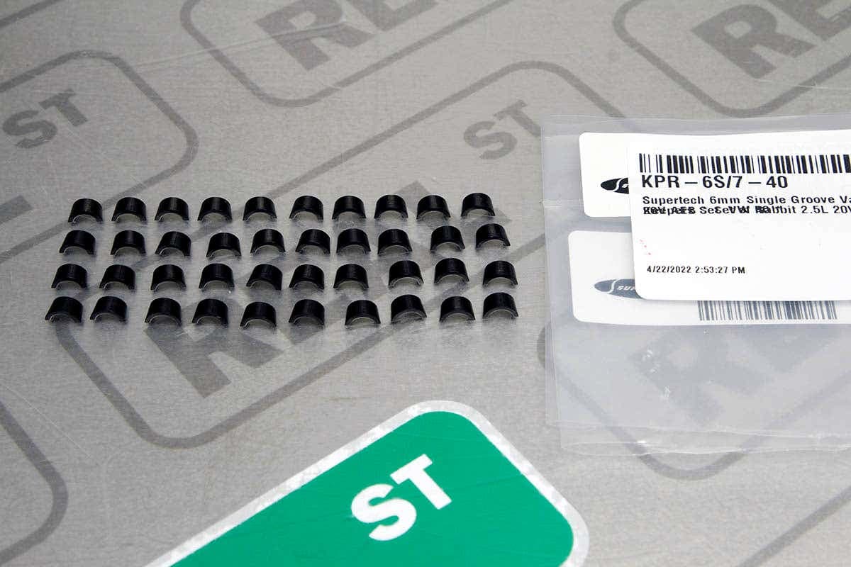 Сухари клапанов Supertech — A4 97-01 B5 8D