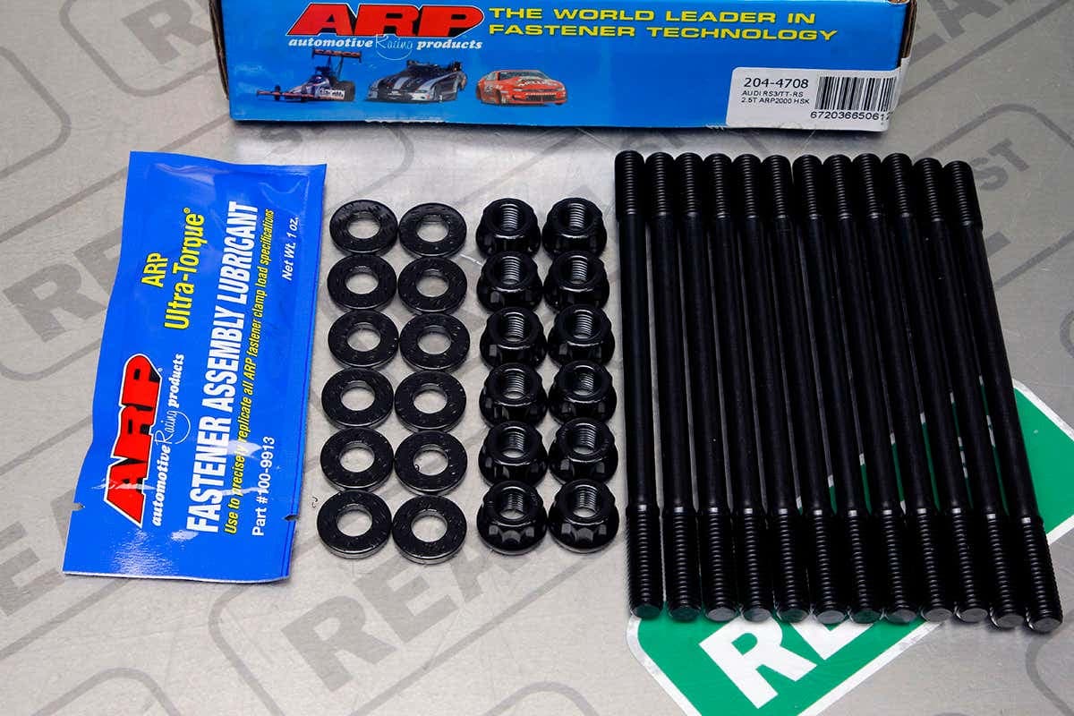 Шпильки ГБЦ ARP ARP2000 — TT RS 18-22 MK3 8S