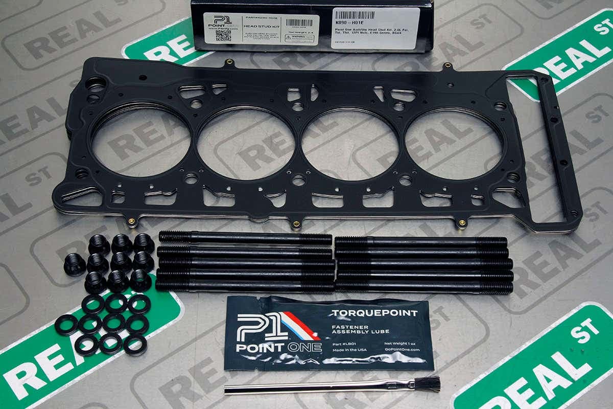 Комплект шпилек ГБЦ Point One E190 8740 + прокладка Cometic 83 мм / 0.056″ — VW/Audi EA888 Gen 3