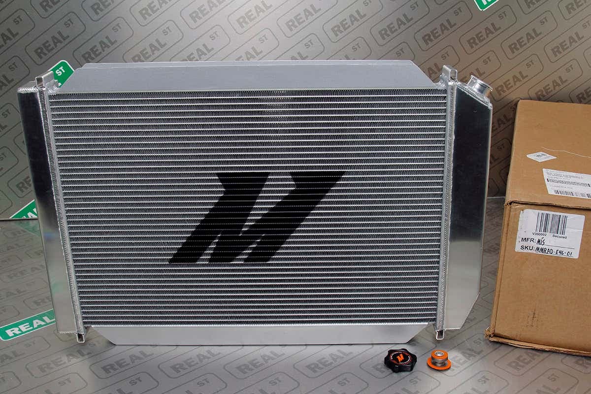 Радиатор Mishimoto — M3 01-06 E46