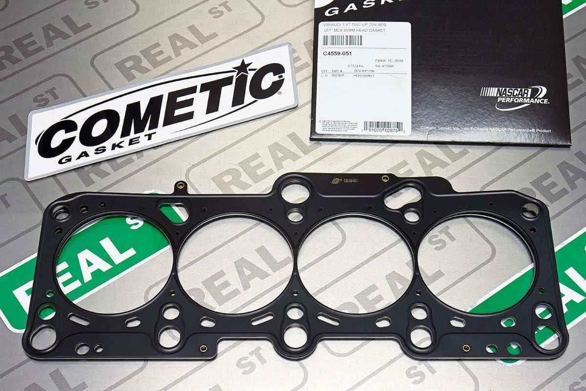 Прокладки ГБЦ Cometic — A4 97-01 B5 8D