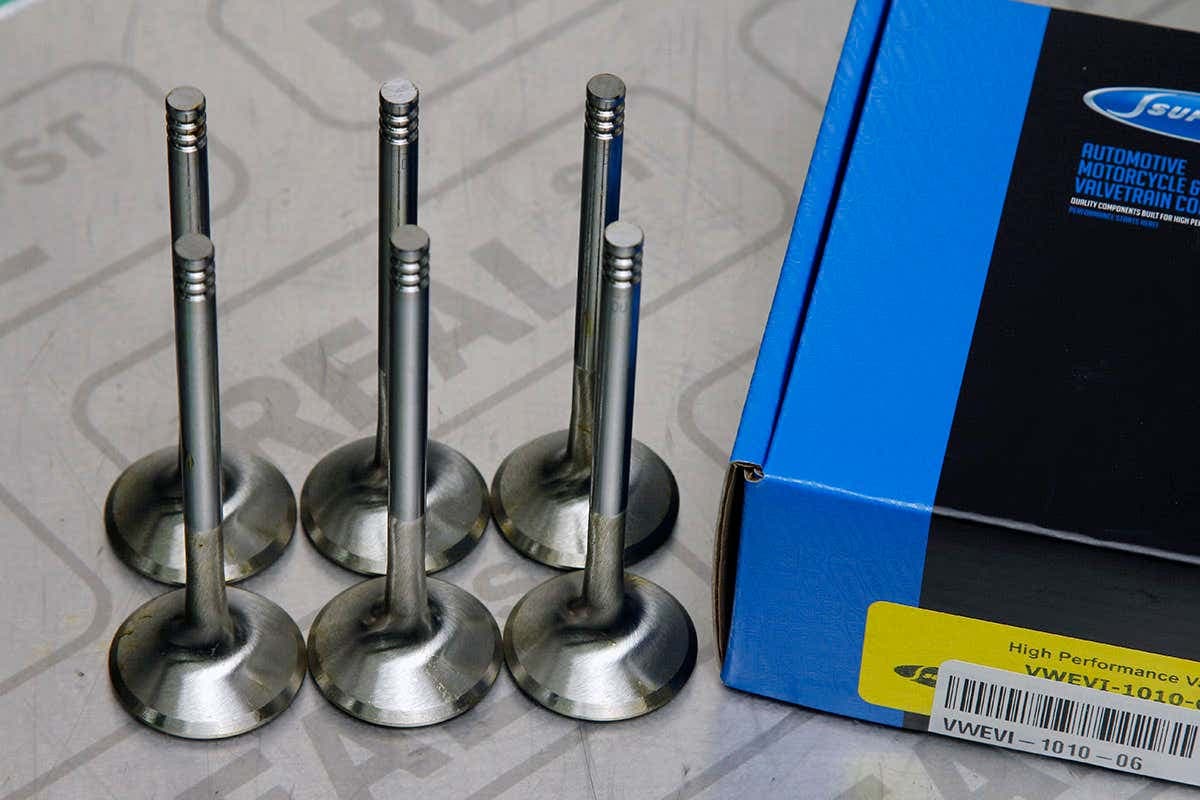 Клапаны Supertech — Golf GTI VR6 95-99 MK3