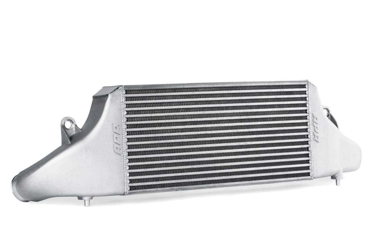 Интеркулер APR FMIC — Audi TT RS 8S 2.5T